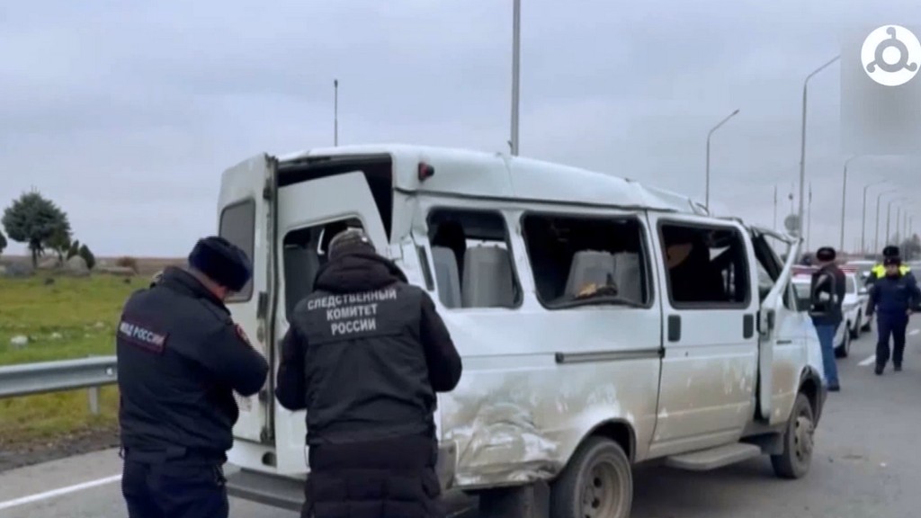 Трое школьников и воспитатель пострадали в ДТП в Магасе