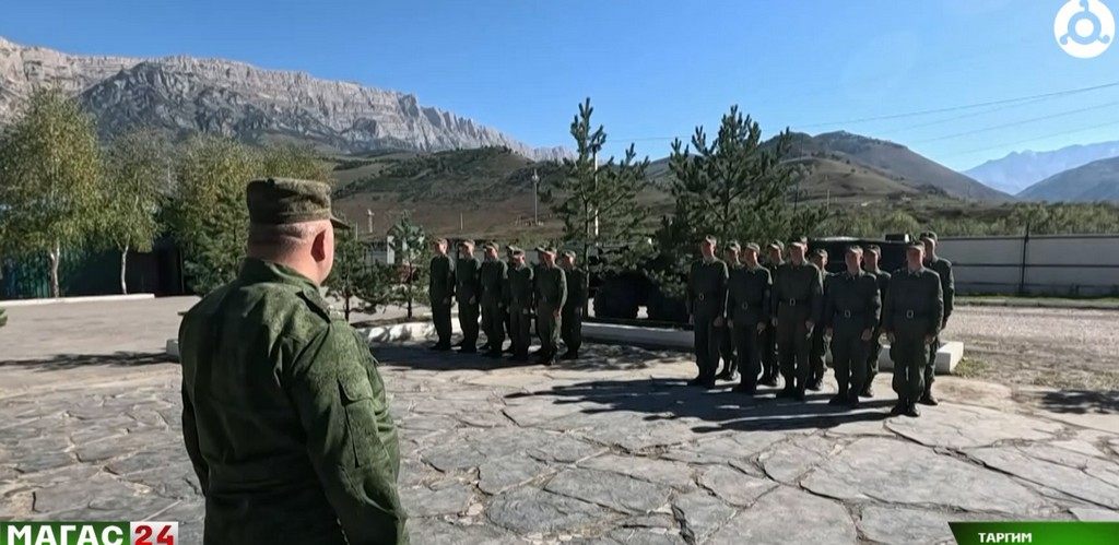 В Пограничном управлении Ингушетии торжественно встретили призывников для прохождения службы
