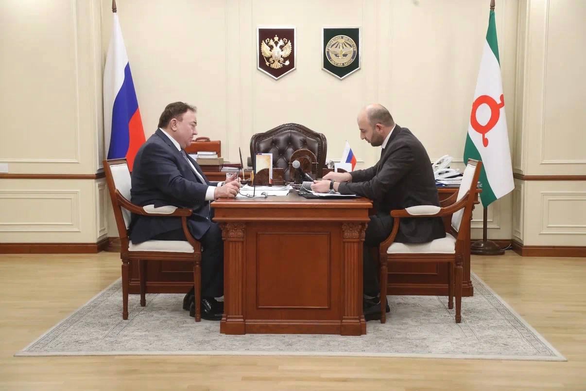Глава Ингушетии провёл встречу с министром строительства региона