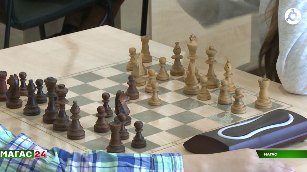 Тихая война за доской: в Магасе прошел турнир по шахматам среди школьников