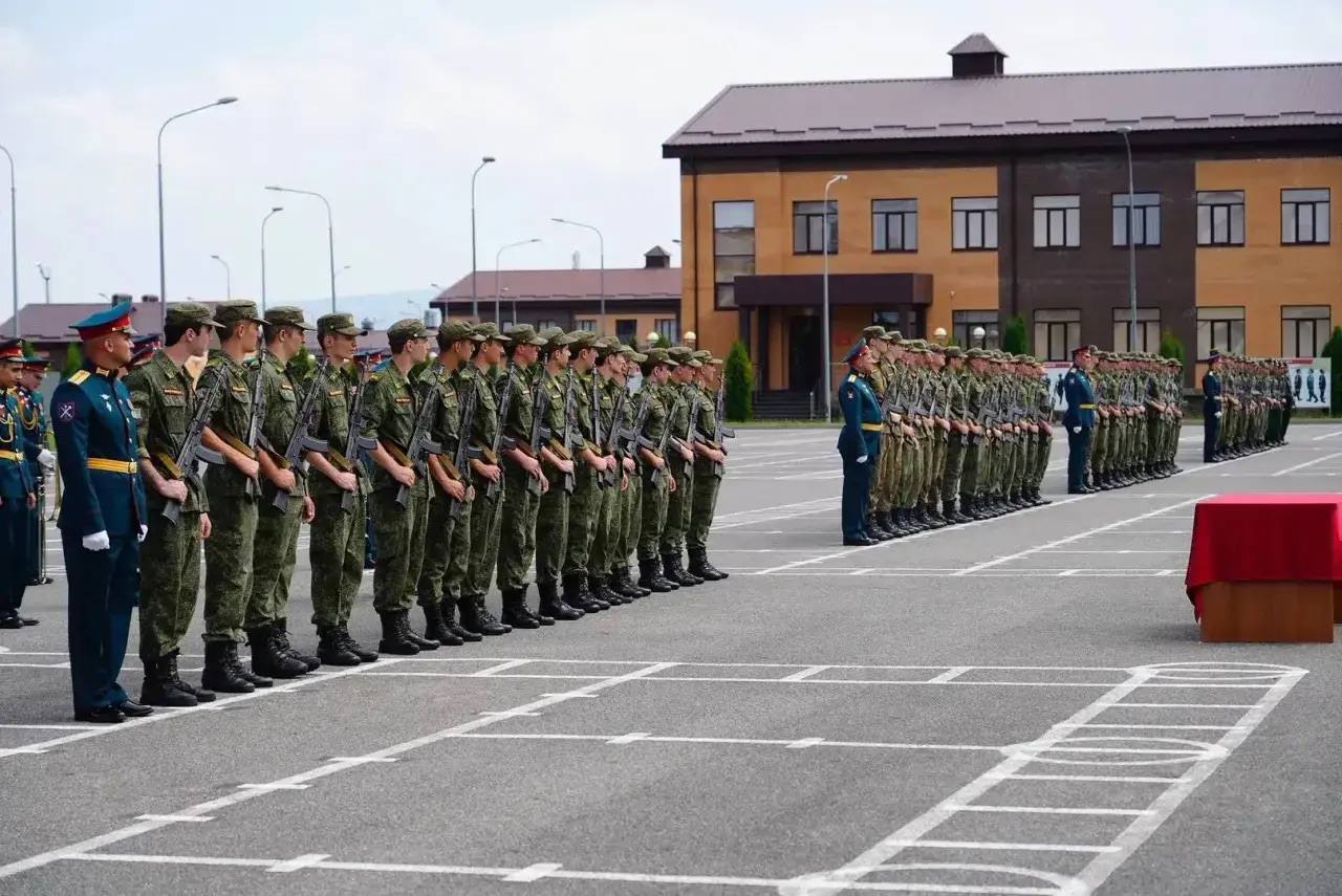 Первый набор военного учебного центра при ИнгГУ принял присягу