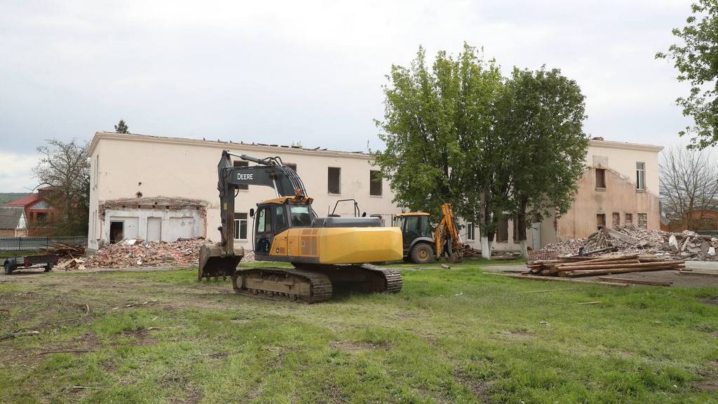 В Плиево Ингушетии строят новую школу на 420 мест