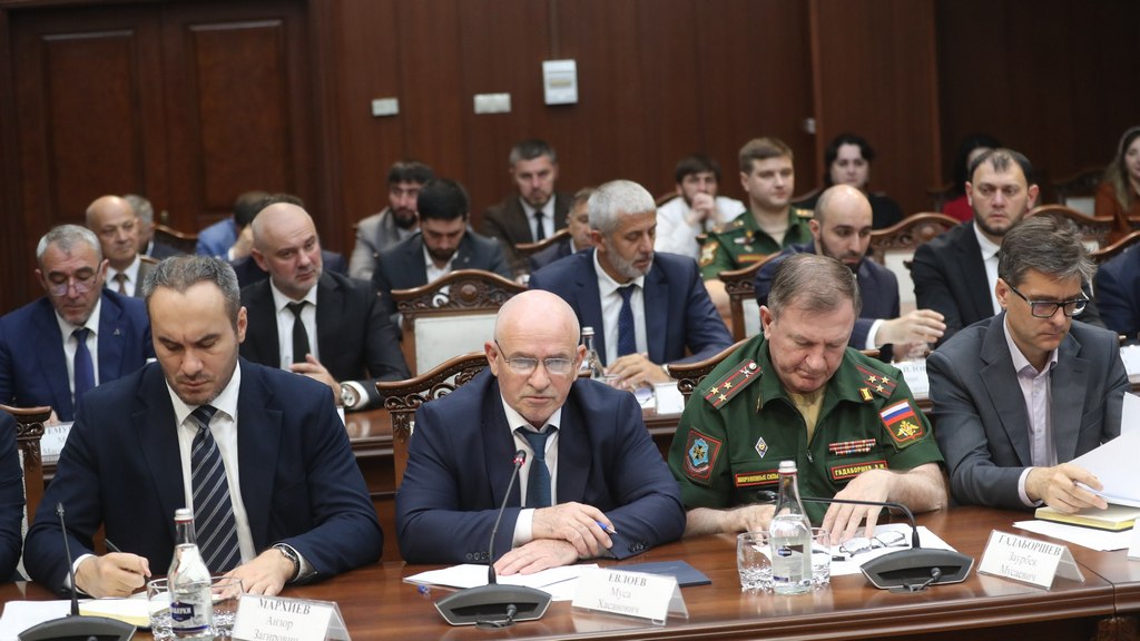 В Правительстве Ингушетии обсудили подготовку к выборам, нацпроекты и работу ЦУР