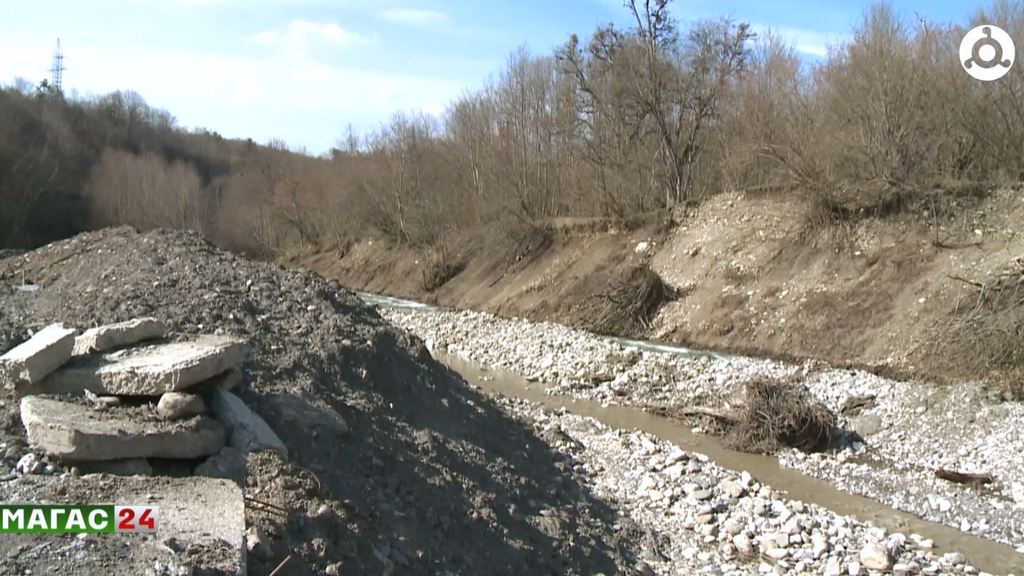 Глава Ингушетии побывал на строительной площадке водозабора на реке Асса