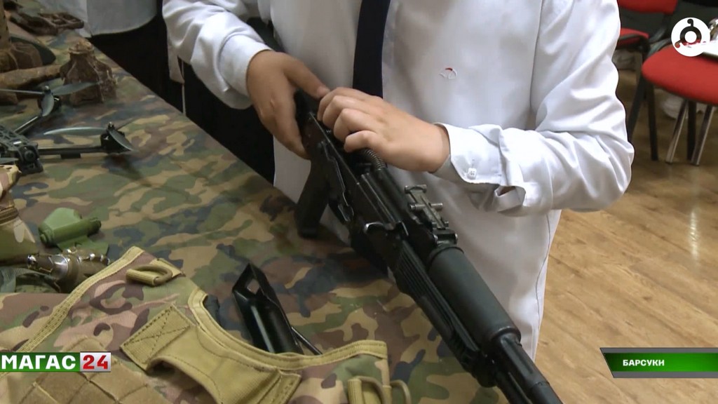 Ингушские юнармейцы провели военно-патриотическое мероприятие в селе Барсуки