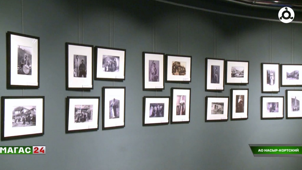 В Мемориальном комплексе открылась фотовыставка "Каменные сказания Ингушетии"
