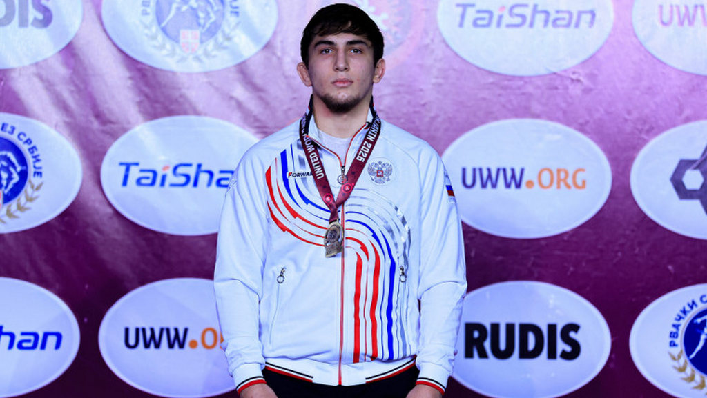 Братья Ханиевы из Ингушетии - чемпионы Европы по спортивной борьбе