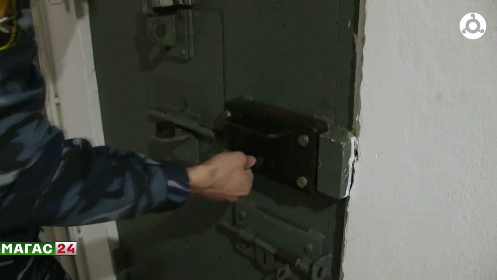 В России отмечают День сотрудника службы охраны уголовно-исполнительной системы Минюста РФ