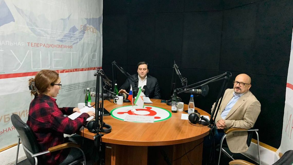 Уже начал свою работу радиоэфир с Миланой Манкиевой на волне 88.8 FM в рамках которого наши спикеры ответят на вопросы о работе Академии цифрового развития.