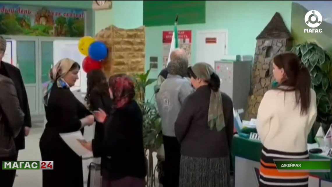 Жители Джейрахского района голосуют на выборах президента России