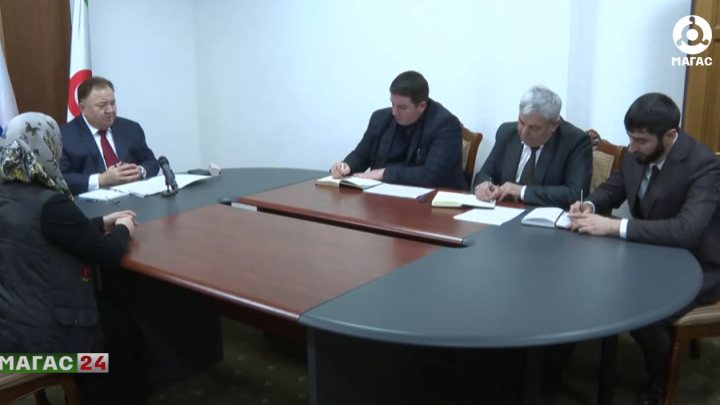 Глава Ингушетии провёл прием граждан в приемной президента России в Магасе.