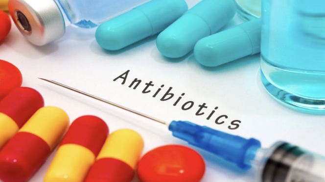 Из стандарта медпомощи при ОРВИ исключили антибиотики.