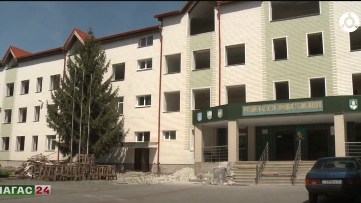 В гимназии Назрани идет капитальный ремонт.